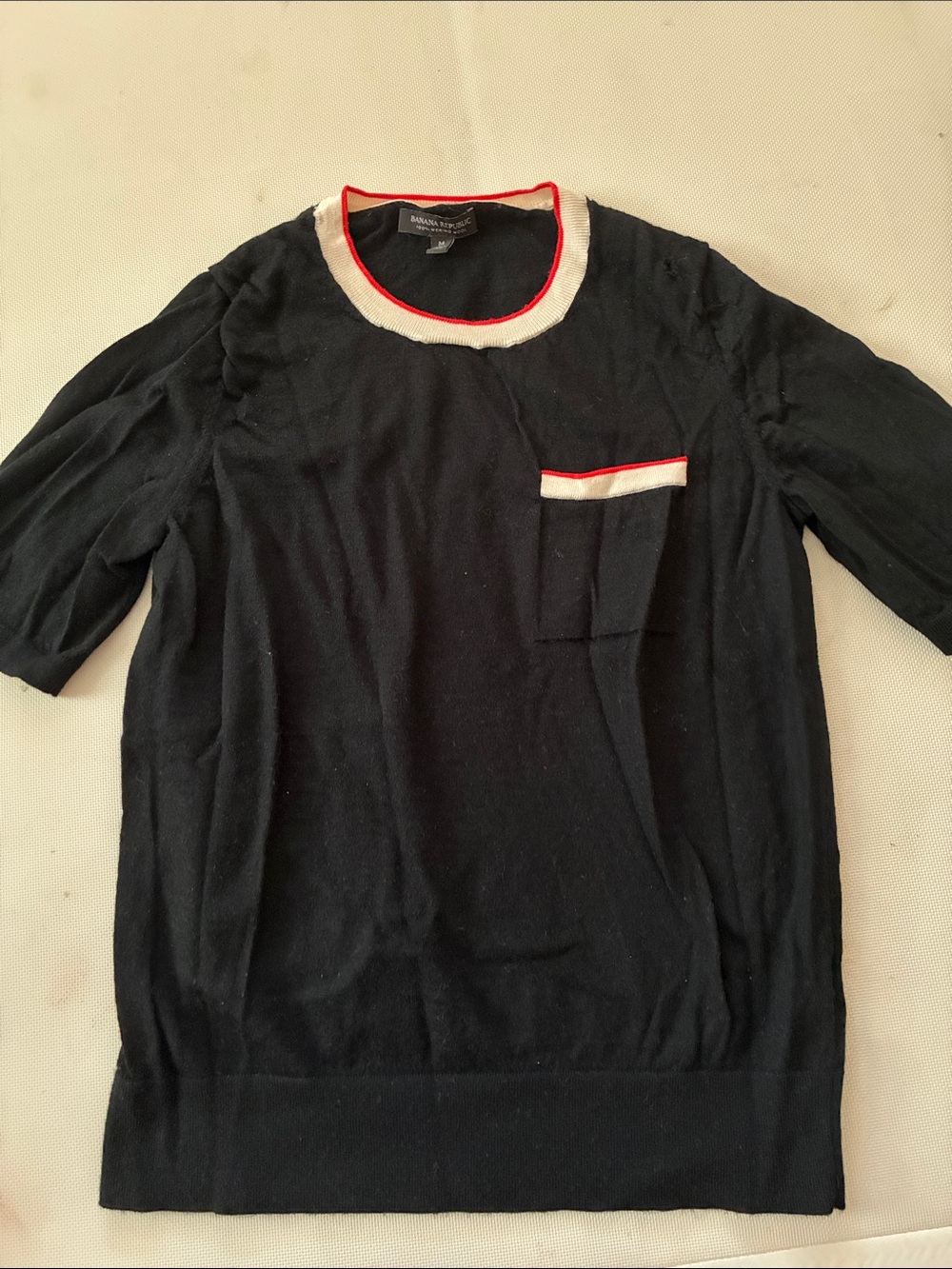 Banana Republic 100% Merino Wool Black Short Sleeve Sweater